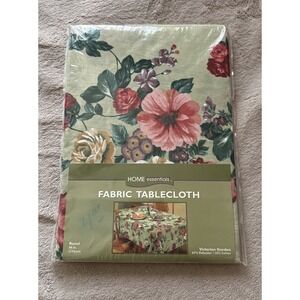 Victorian Garden Fabric Tablecloth Round 60 Inch NIP